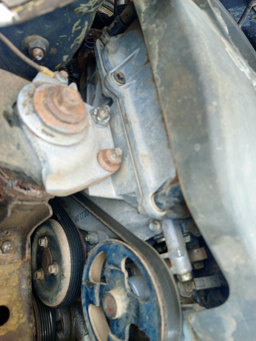 A picture of 4plugs engine Mazda 6