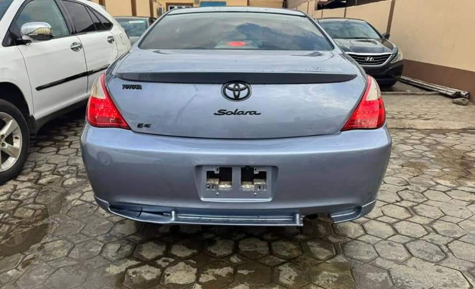 A picture of Registered 2006 Toyota Solara Black leather interior Sunroof 3 9m