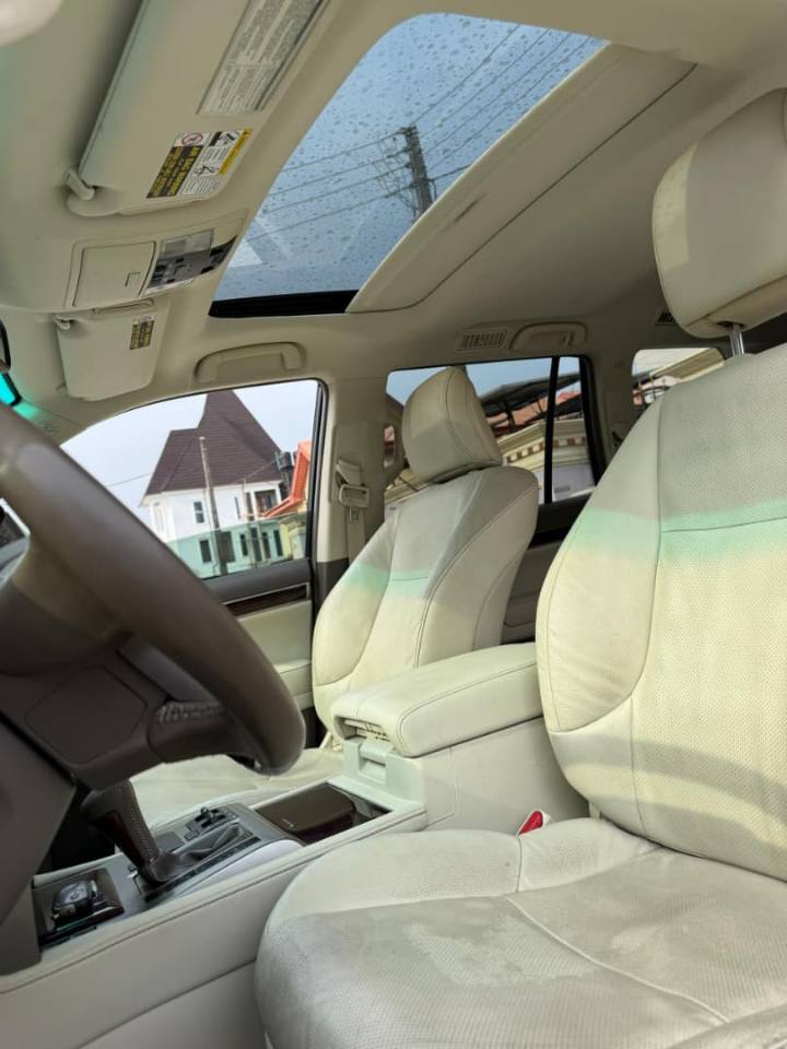 A picture of 2015 gx460 Foriegn used 48m