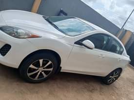 A picture of Neatly used 2013 Mazda 3