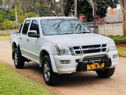 isuzu kb300