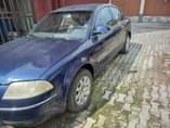 A picture of 2005 Volkswagen Passat Gl