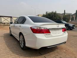 A picture of Extremely Sharp Foreign used Honda 2014 Lx available for sale