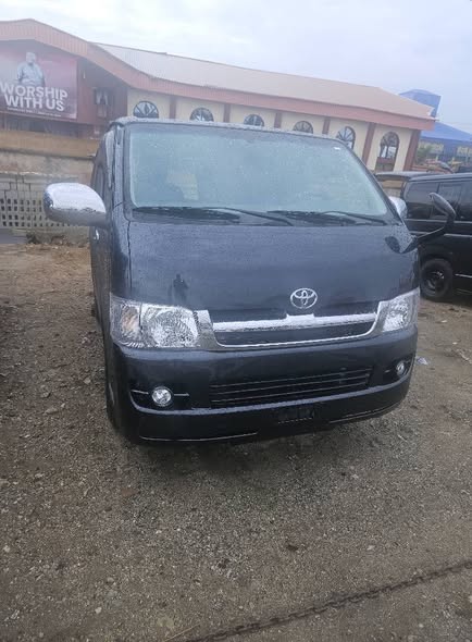 used toyota hiace