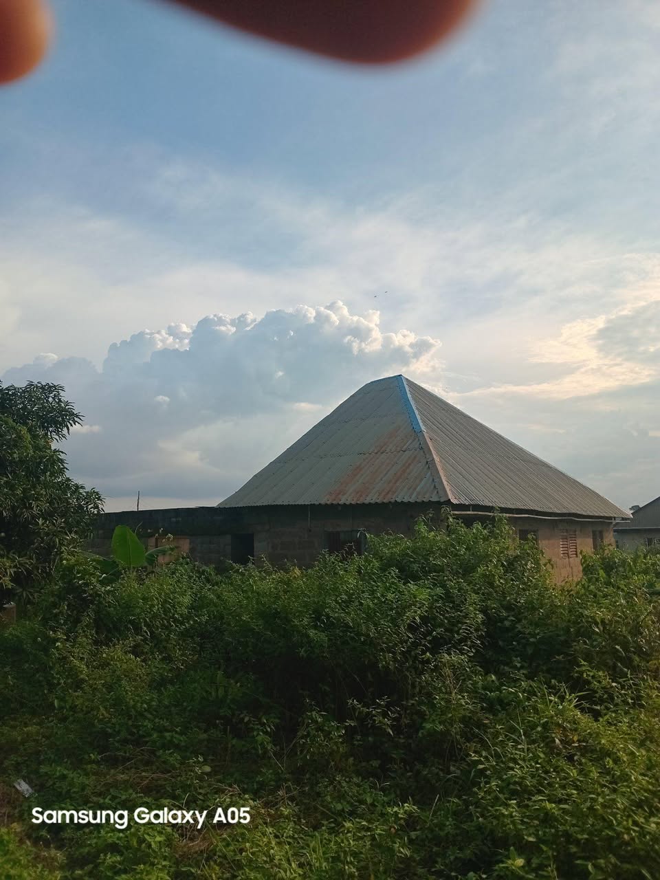 A picture of A House