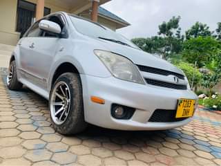 A picture of Toyota ist for sale 12M