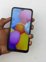 A picture of VIVO F1s GB 32 RAM3 BEI KITONGA 140K SIMU IMENYOOKA