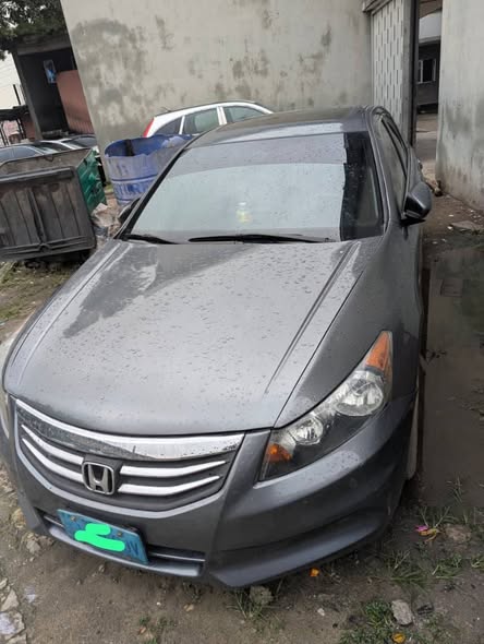 A picture of Honda 010 accord