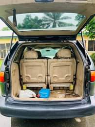 A picture of Good deal 2000 model sienna for 2m engine gear good