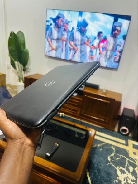 A picture of Dell
