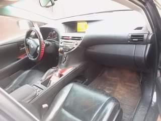 A picture of Rx 350 first body 08103497110 2011