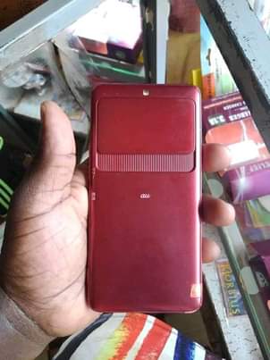 A picture of BASIO 3 32GB 2GB RAM At 110 000 ugx Whtsap
