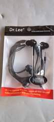 A picture of Charger cables and Dr Lee headsets