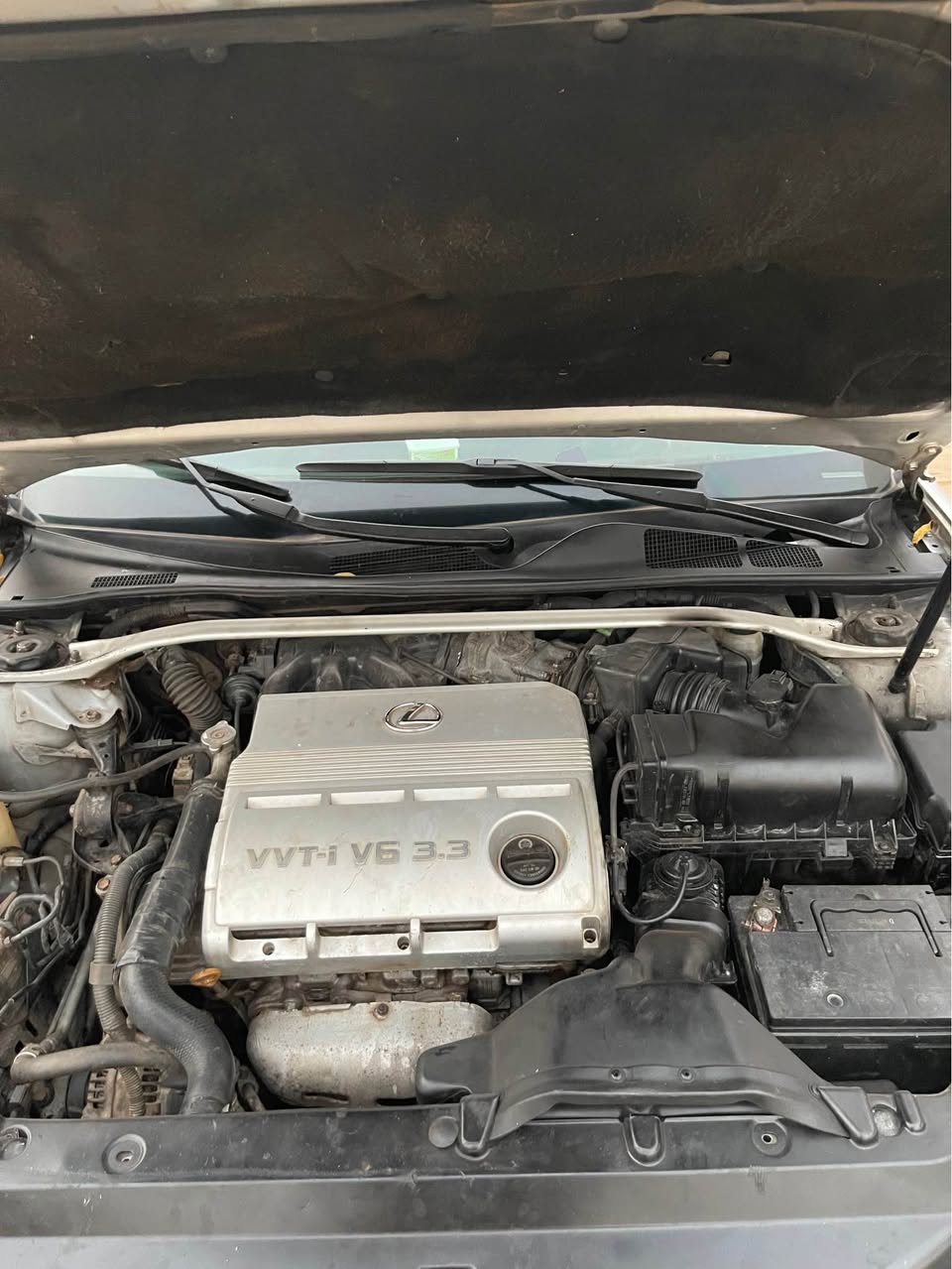 A picture of ES 330