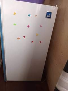 classifieds/fridges