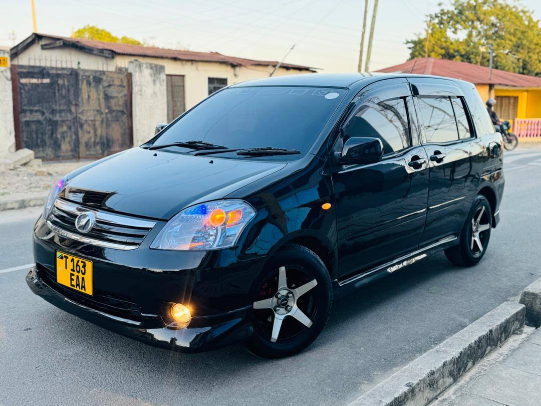 A picture of TOYOTA RAUM