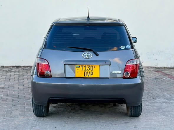 A picture of TOYOTA IST NAMBA DVP