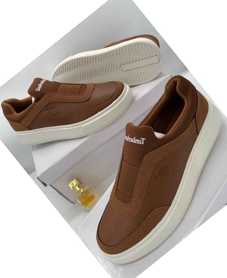 A picture of Men s sneakers Available in sizes 40 46 Payment validates