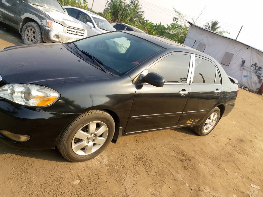 A picture of Toyota corolla