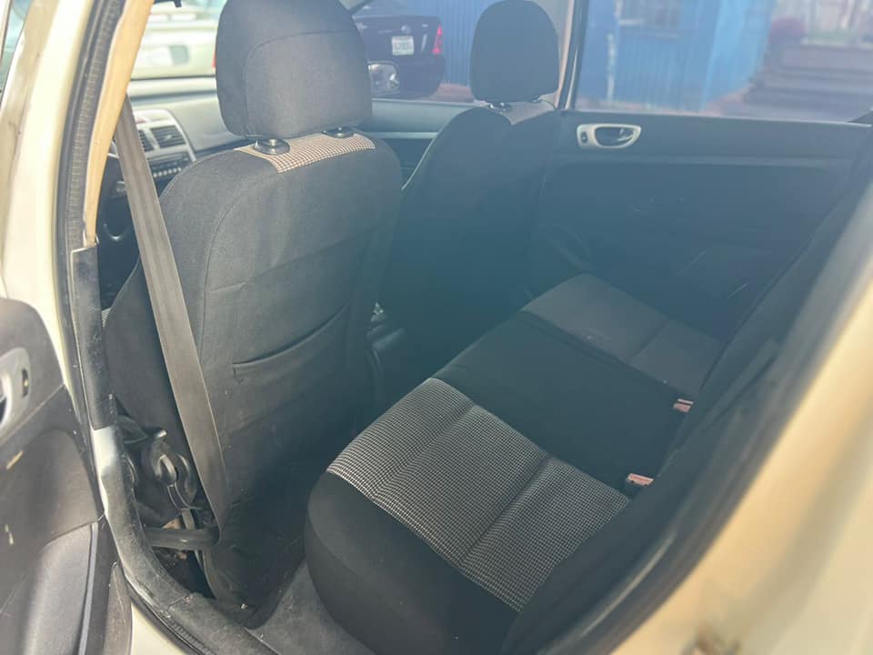 A picture of SUPER CLEAN PEUGEOT 307 2007 MODEL WITH COMPLETE ORIGINAL PAPERsS