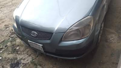 A picture of Kia rio 2007