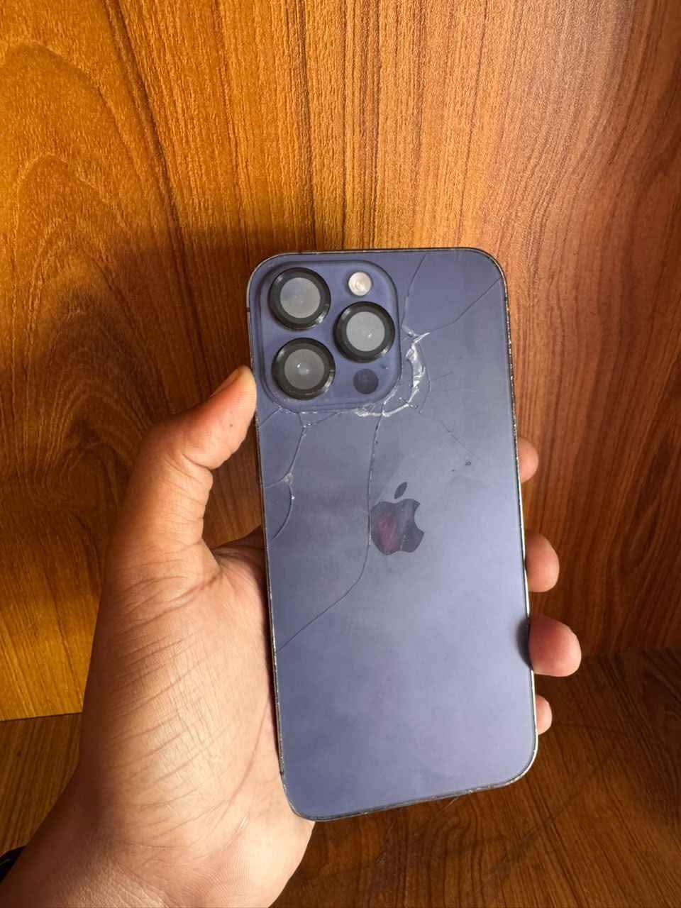 A picture of Iphone 14 pro max