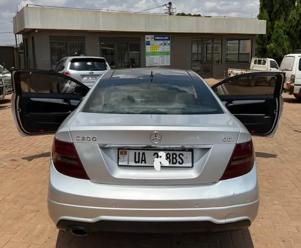 A picture of Mercedes Benz C200 CDI0765424123 0709446672