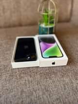 A picture of iPhone 14 plain
