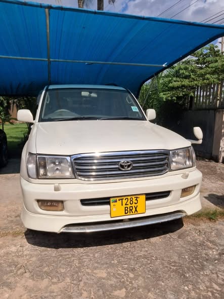 A picture of Landcruiser VX