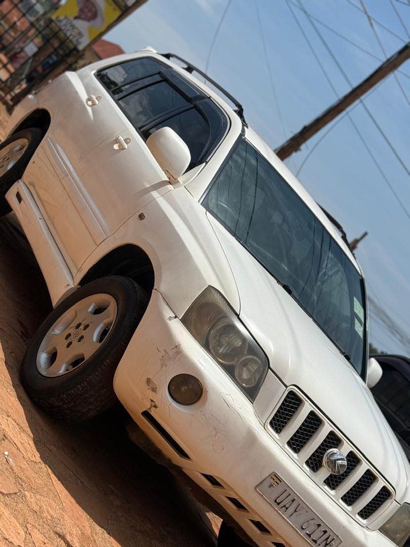 A picture of Toyota Kluger For Sale Call 0701057114