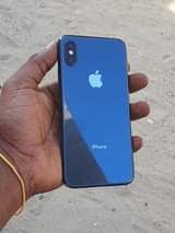 A picture of Iphone xs GB 256