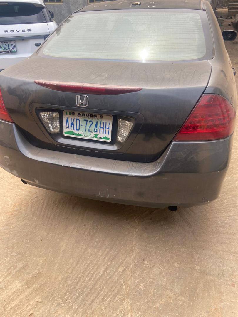 A picture of Honda discussion continue V6 08124914035