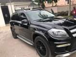 A picture of Mercedes Benz GL 500 upgraded to 2023 with absolutely nothing
