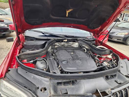 A picture of 2013 Mercedes Benz GLK350