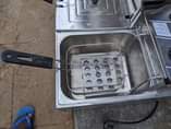 A picture of Deep fryer