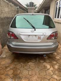 A picture of Lexus RX 300