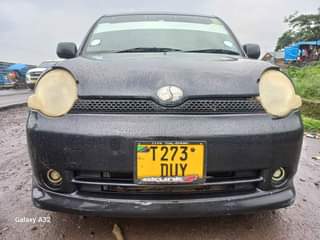 A picture of TOYOTA SIENTA