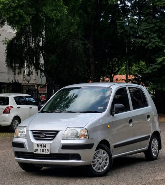 A picture of HYUNDAI SANTRO XING Petrol CNG