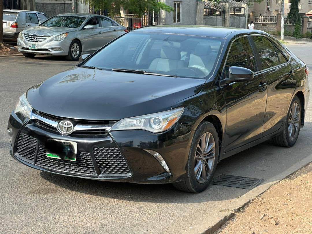 A picture of Extremely clean Toyota Camry SPorT EdiTioN 2016 MoDel EnGine GeAr