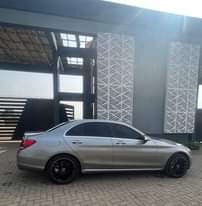 A picture of CHEAP DEAL M BENZ C300 2015 TOKS FULL OPTION THUMBSTART