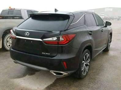 A picture of Grab this Foreign used Lexus RX 350 2010 model with