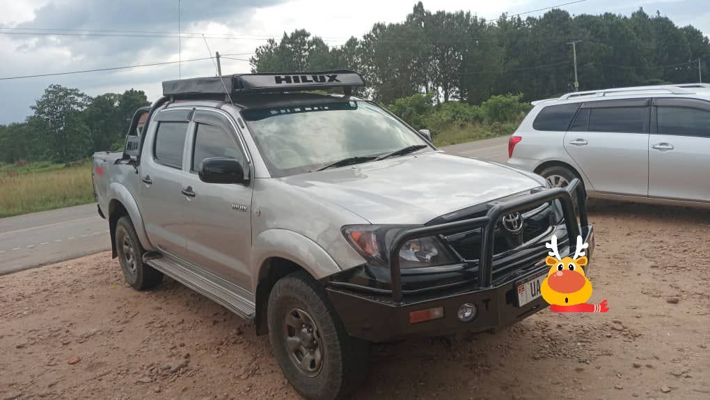 A picture of Vigo Hilux double carbine