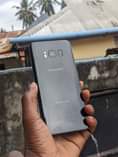 A picture of Samsung s8