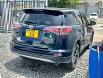 A picture of TOYOTA RAV4 BEI MILIONI 70