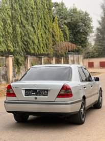 A picture of Mercedes Benz