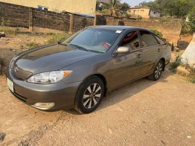 A picture of 2005 Toyota Camry