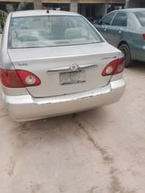 A picture of Toyota Corolla 2004