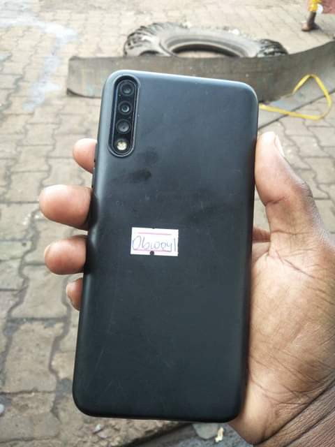 A picture of Tecno Phantom 9