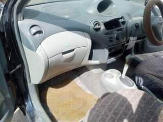 A picture of Vitz old