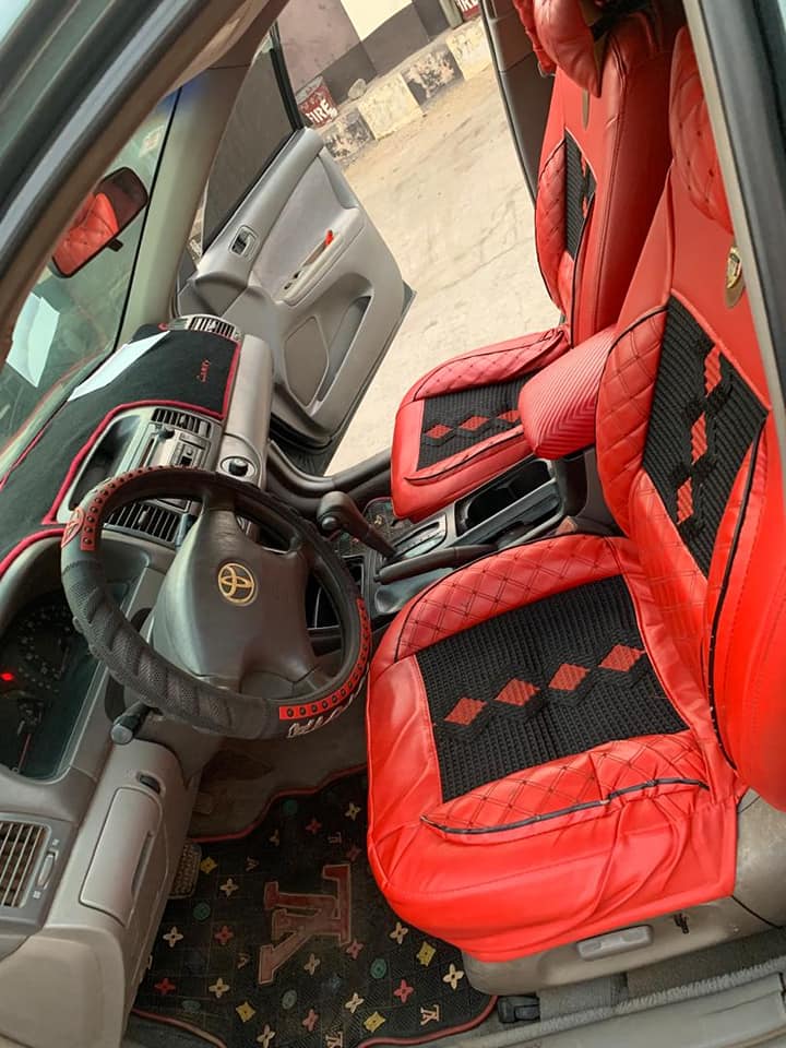 A picture of TOYOTA Camry 04